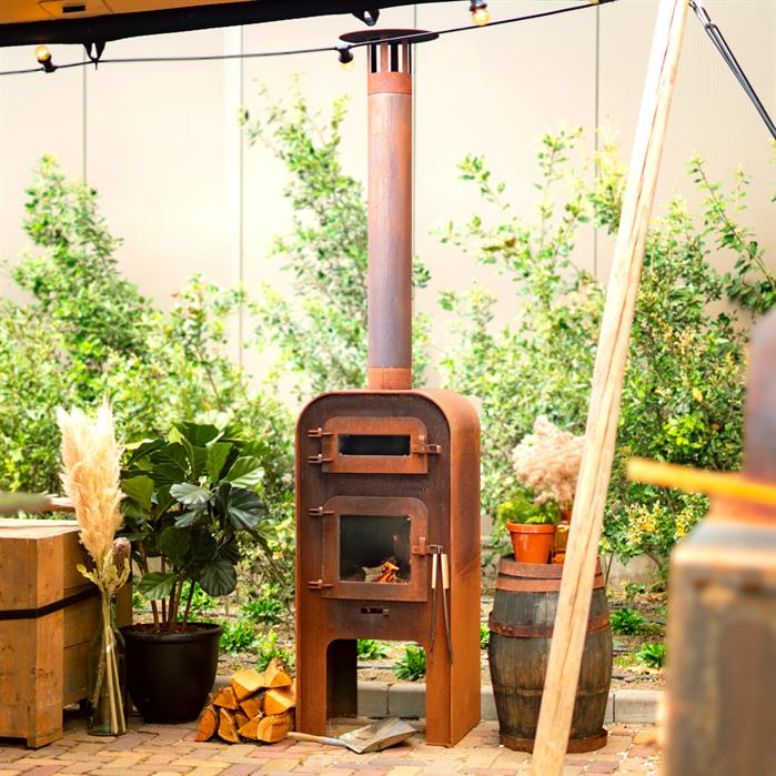 Cheminée d'extérieur avec four à pizza Fournaise en acier corten - Aquigarden