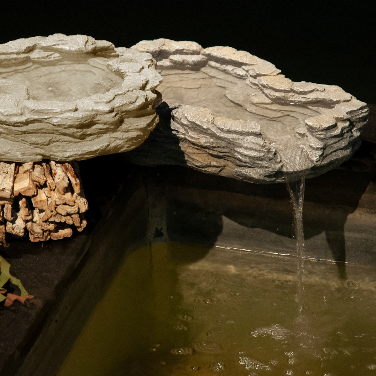 Cascade Stone Waterfall Medium 50 cm - Velda